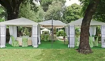 Park Cinquale Szálloda